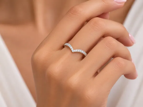 Chevron Pavé Diamond Wedding Band